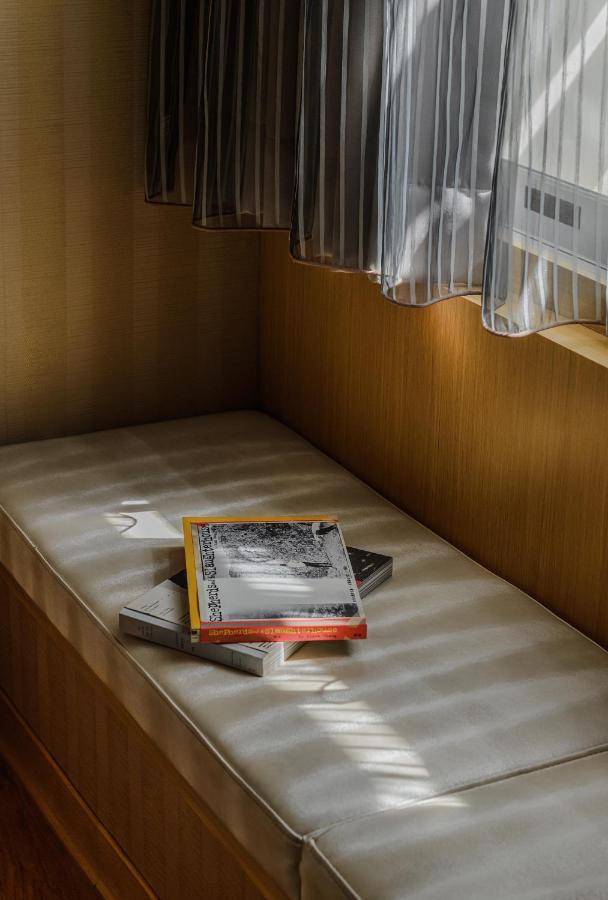 Mei Hotel Taichung Bagian luar foto