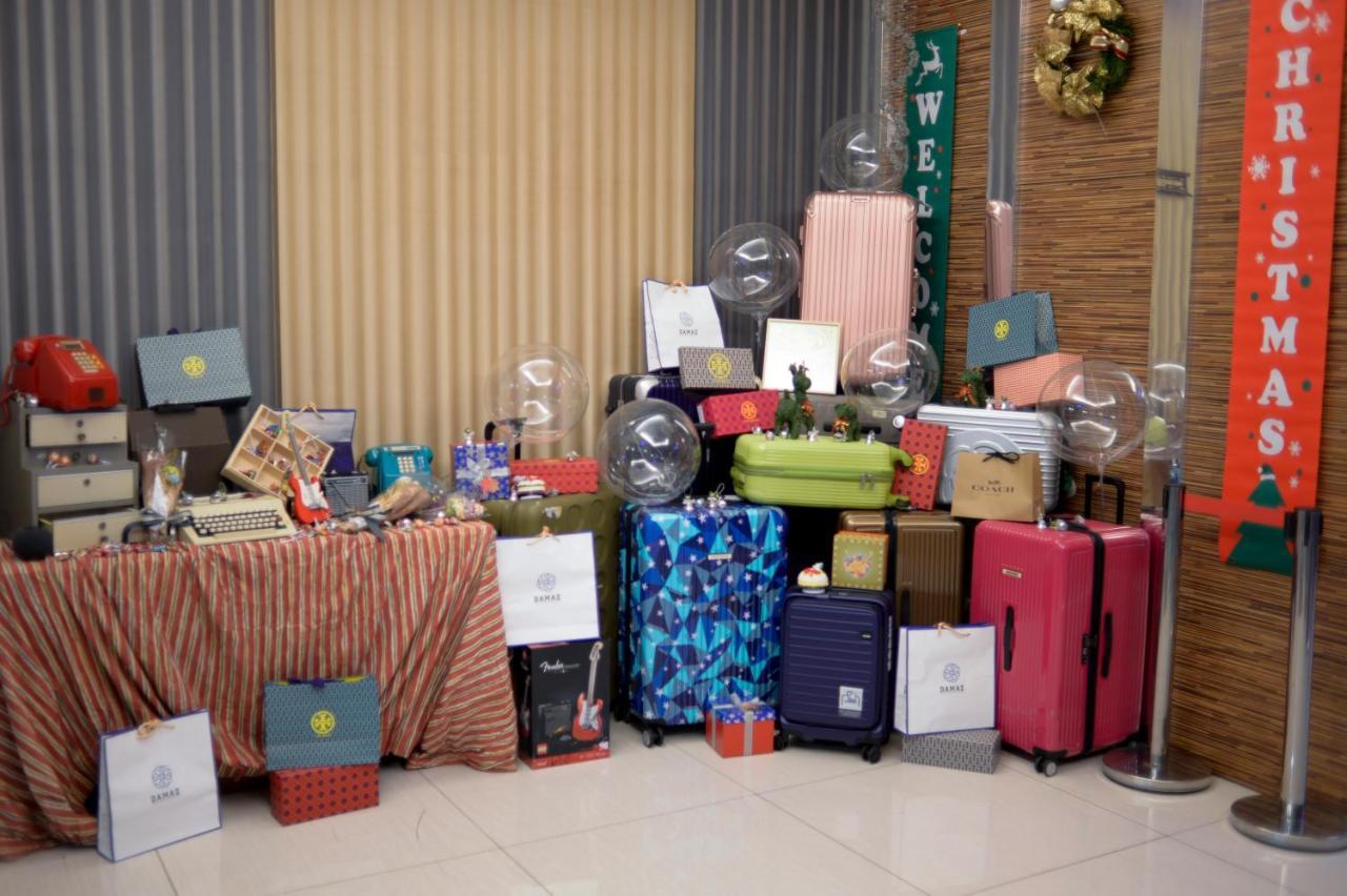 Mei Hotel Taichung Bagian luar foto